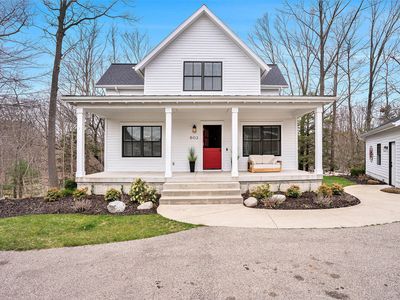 602 Artisan Row Ct, Douglas, MI, 49406