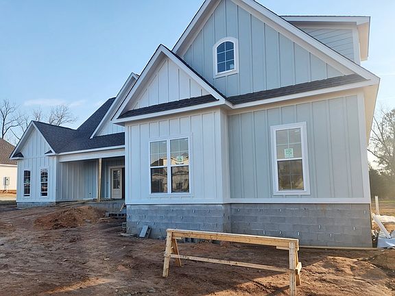 3rd image of 524 Churchview Dr