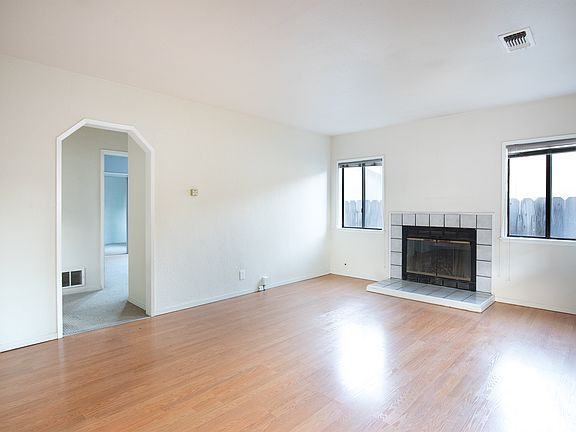 3rd image of 3203 Page St