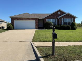 901 Tracy Lane, Mt Vernon, MO 65712