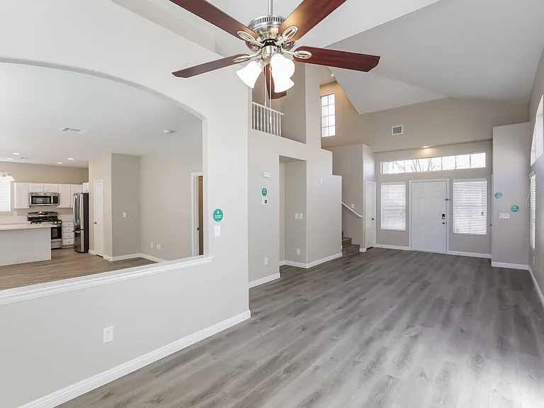 1004 Siena Hills Ln — Photo 6