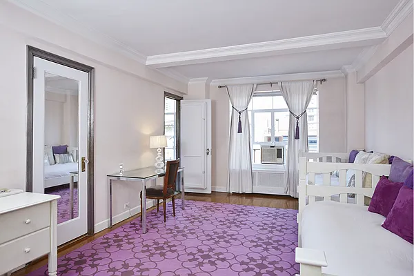 Sold by Stribling | media 22