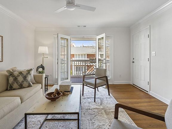 3rd image of 885 Briarcliff Rd #10