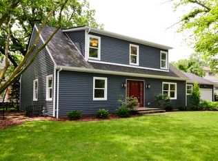 1122 Gage St, Winnetka, IL 60093