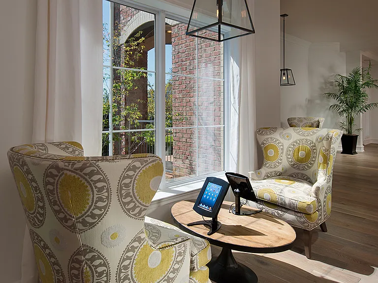 Lounge area