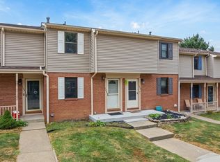 105 Woodhaven Dr, Seven Fields, PA