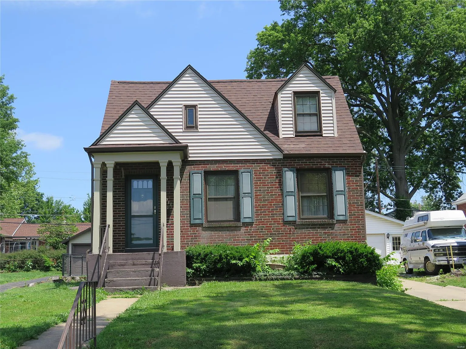 8911 Apache Ln photo 1