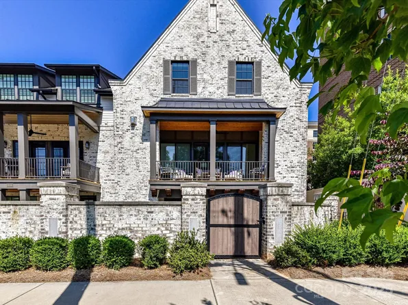 6531 Hazelton Dr, Charlotte, NC 28210