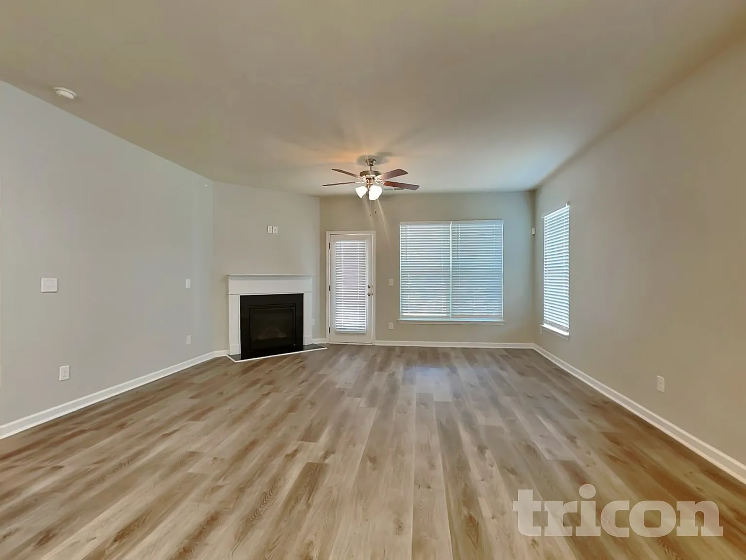 137 Emporia Loop McDonough GA — Photo 3