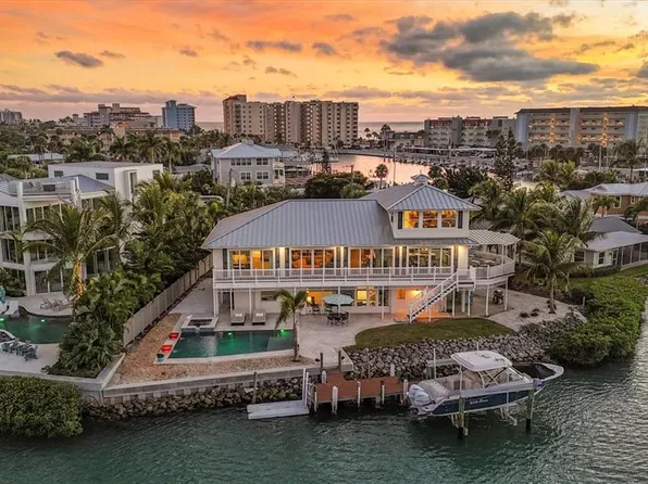 725 El Dorado Dr, Venice, FL 34285