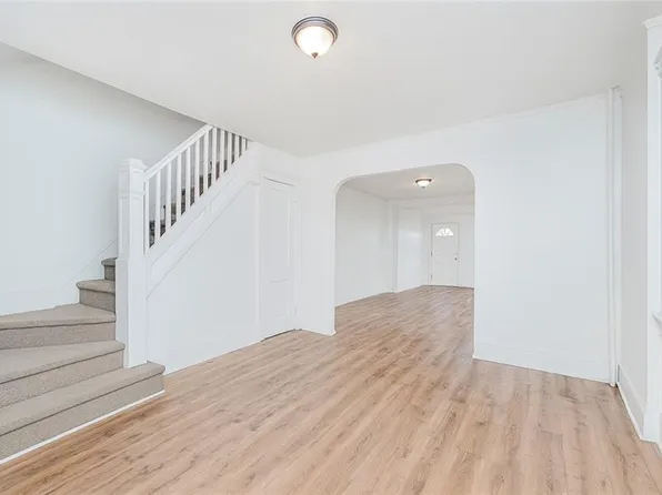 118-15 203rd Street image 10 of 25