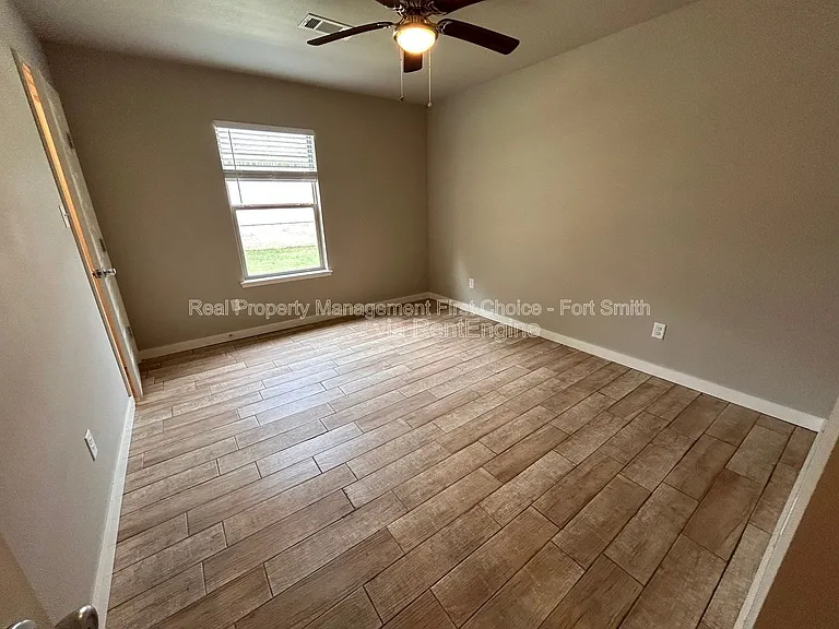 1612 P St S #B — Photo 14