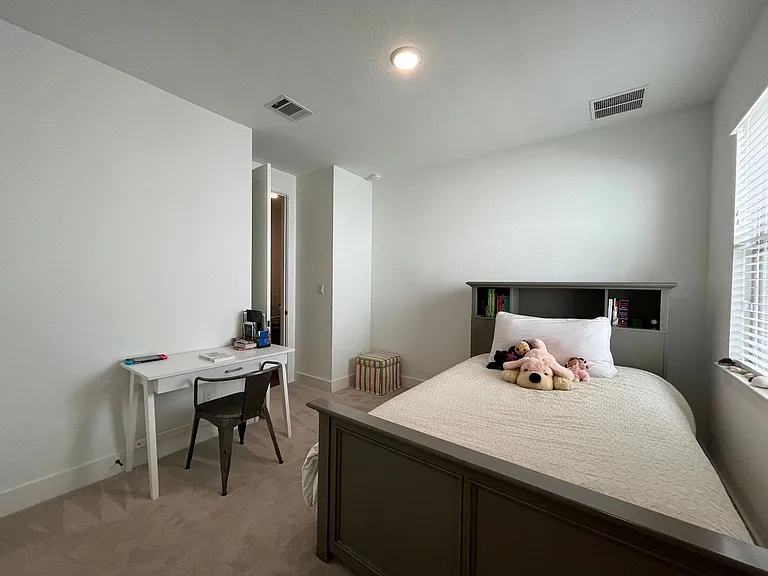 1404 Castalo Ln — Photo 23