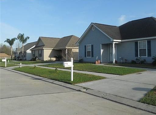 4th image of 5917 Three Oaks Ct