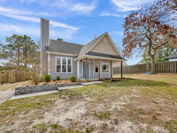 1204 Faulkenberry Rd, Wilmington, NC 28409