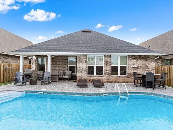 2nd image of 2322 Habersham Ln