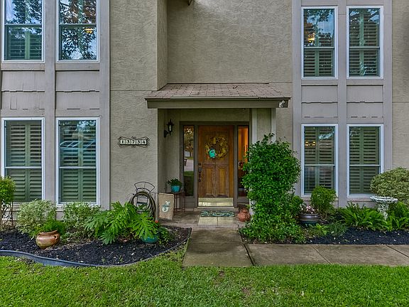 2nd image of 13734 Pebble Point Dr