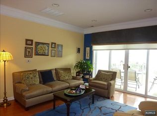 6318 Warrens Way, Wanaque, NJ 07465