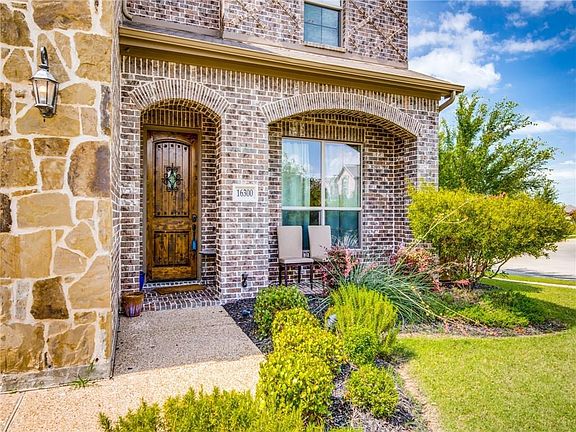 4th image of 16300 Toledo Bend Ct