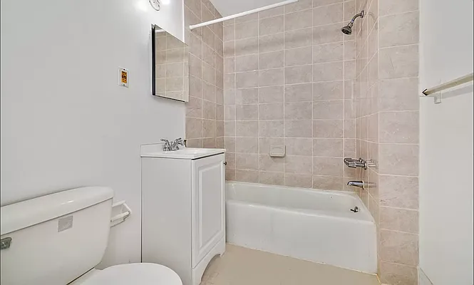 Rented by REAL New York | media 3