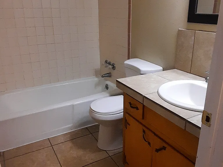 1830 Rentfrow Ave #A — Photo 7