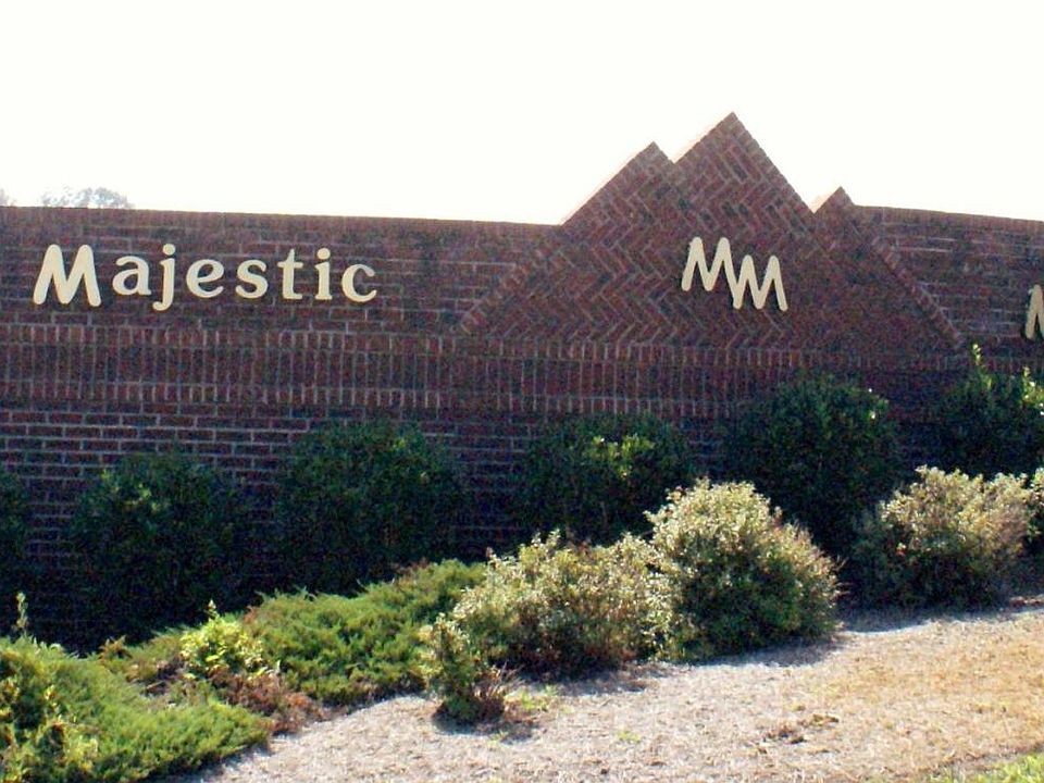 1st image of 735 Majestic Mountains Blvd