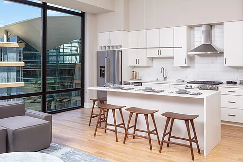 365 Nicollet Photo 1