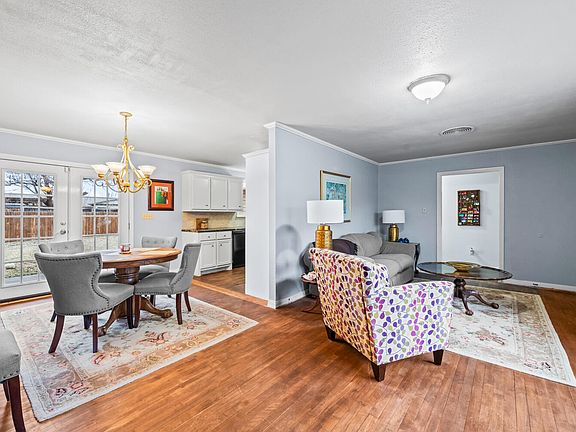 3rd image of 3104 26th St