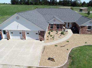 10154 County Road 371, New Bloomfield, MO 65063