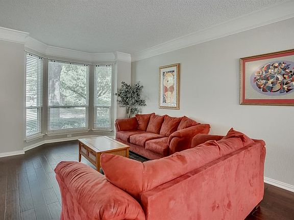 4th image of 3205 Jameston Dr
