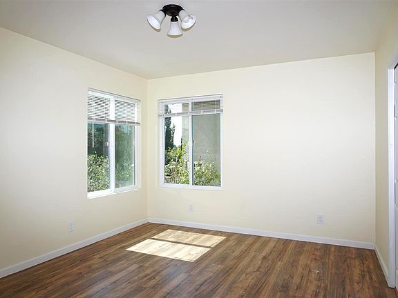 4th image of 2999 Sunnybank Ln