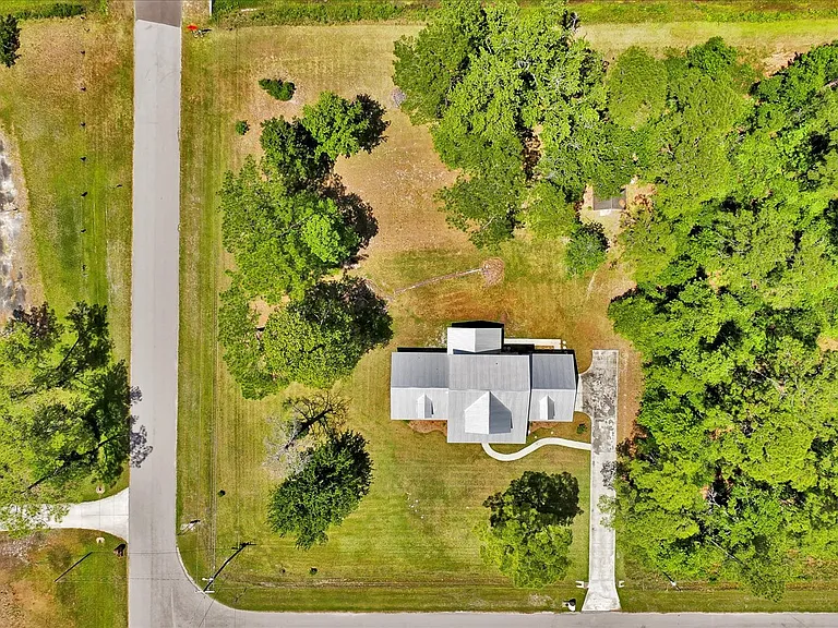100 Redbud Woods Trl — Photo 40