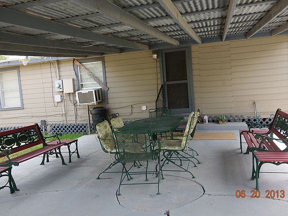 3rd image of 404 W Madison St