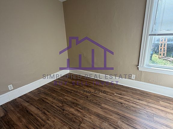 5th image of 130 Blake St #1