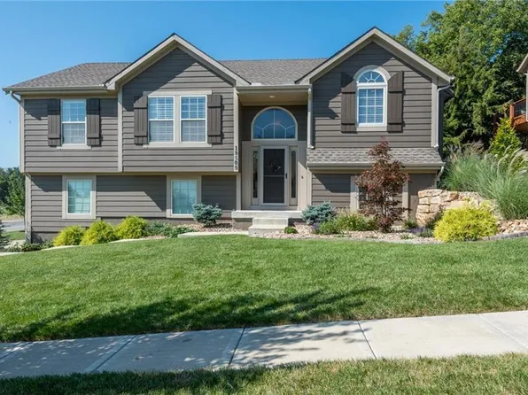 19505 W 110th St, Olathe, KS 66061