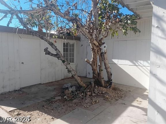3rd image of 1317 Exley Ave