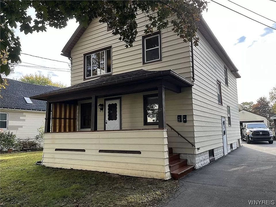 1st image of 17 7th Ave #1