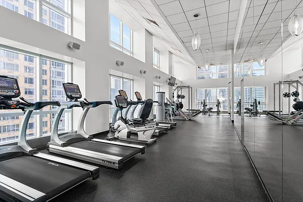 Rented by Douglas Elliman | media 16