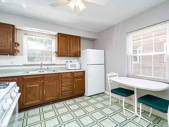 5th image of 6274 Hammel Ave