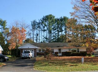 322 Holt Ln, Lewisburg, WV 24901