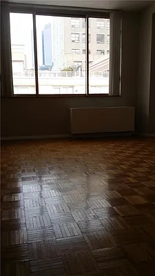 Rented by R New York | media 27