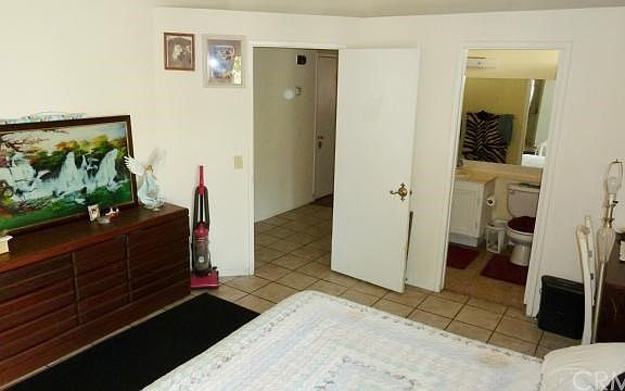 3rd image of 13051 Oak Dell St