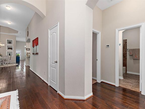 4th image of 12521 Beacon Cove Dr