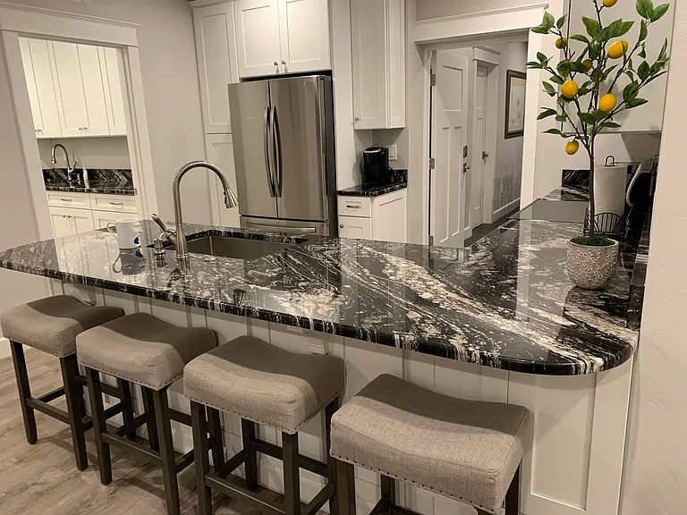 3403 Saxon Dr — Photo 1