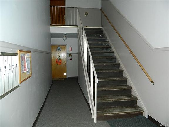 3rd image of 810 Blooming Grove Tpke APT 51