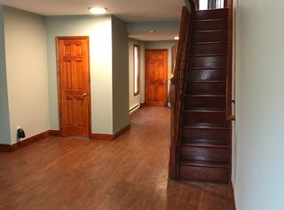 121 Delamore Pl, Wilmington, DE 19805