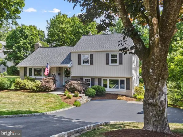 123 Bartholomew Rd, Berwyn, PA 19312