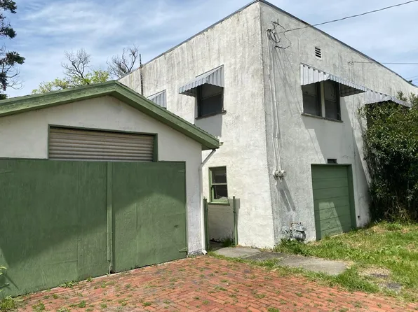 835 Mariposa Ave, Rodeo, CA 94572