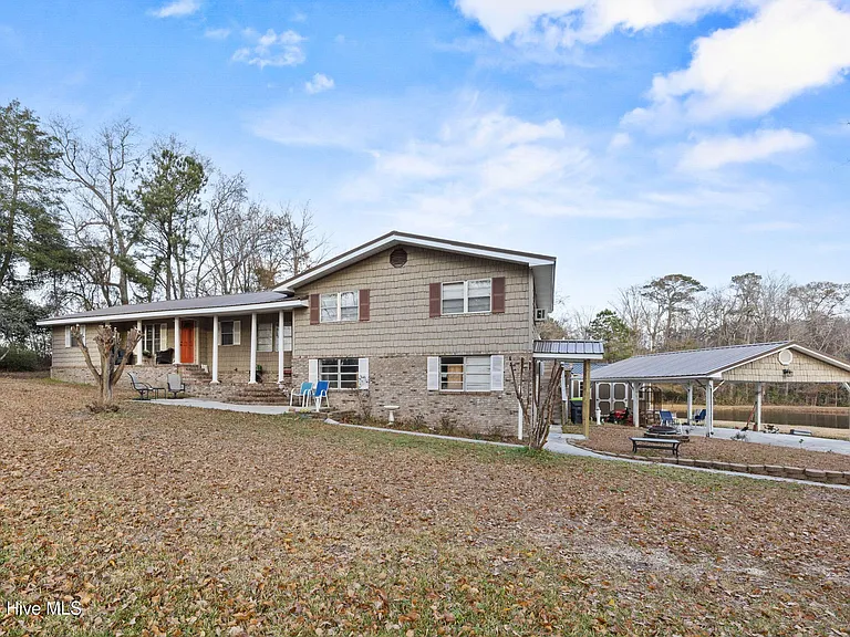 1460 Midway Rd SE — Photo 3