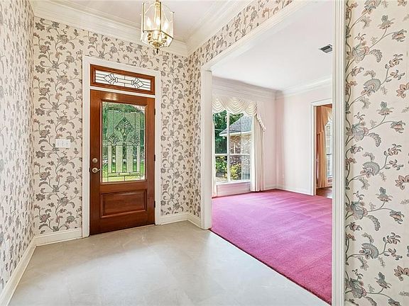 2nd image of 28 Oak Grove Way